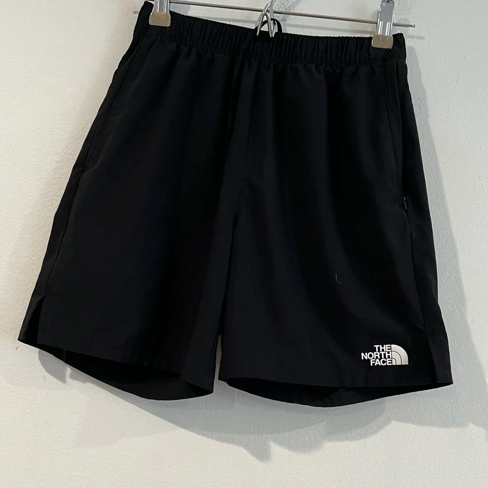 The North Face men wander